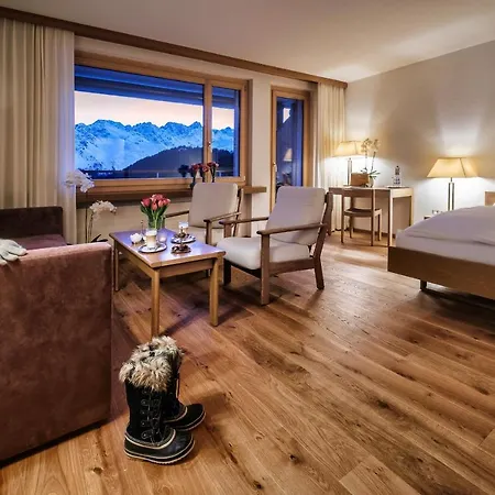 Golf- & Hof Maran Hotel 4*