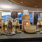 Golf- & Hof Maran Hotel 4*